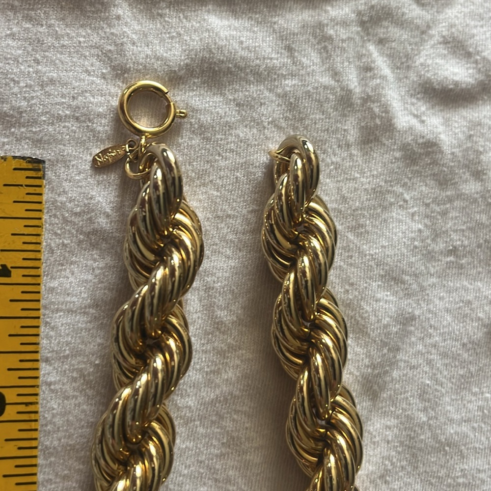 VTG NAPIER GOLD-TONE Large Rope Style Necklace. - Picture 2 of 2